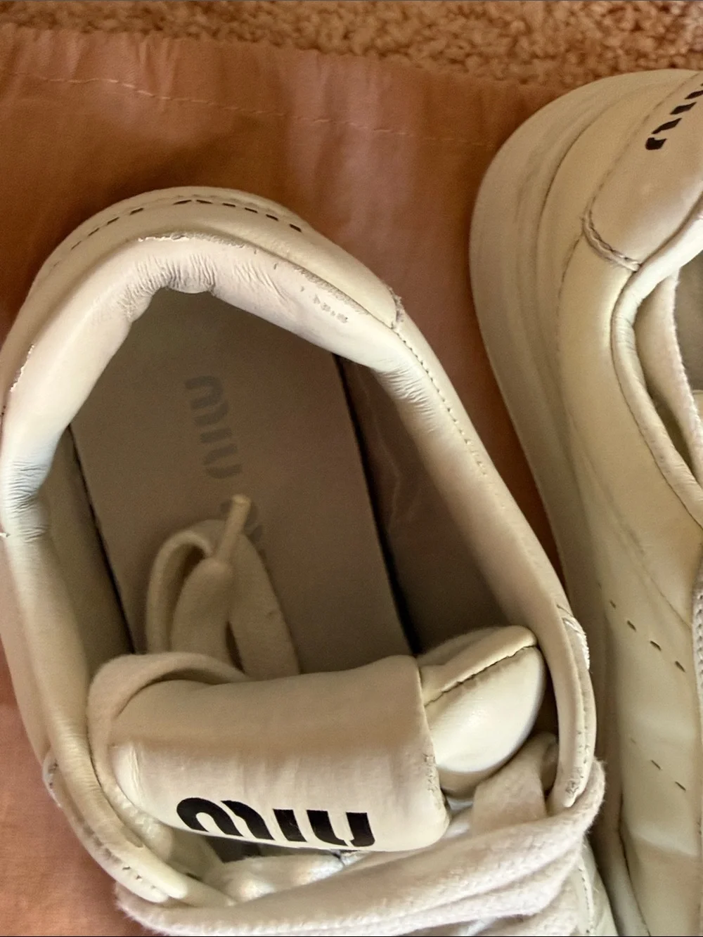 💞 Miu Miu White Leather Low Top Sneakers with Logo